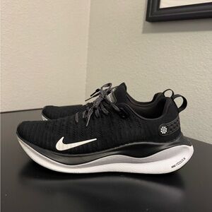 Nike ReactX Infinity Run 4 Black White Running Sneaker